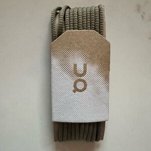 New On Cloud put me on active athletic running shoes lace Oliver Green